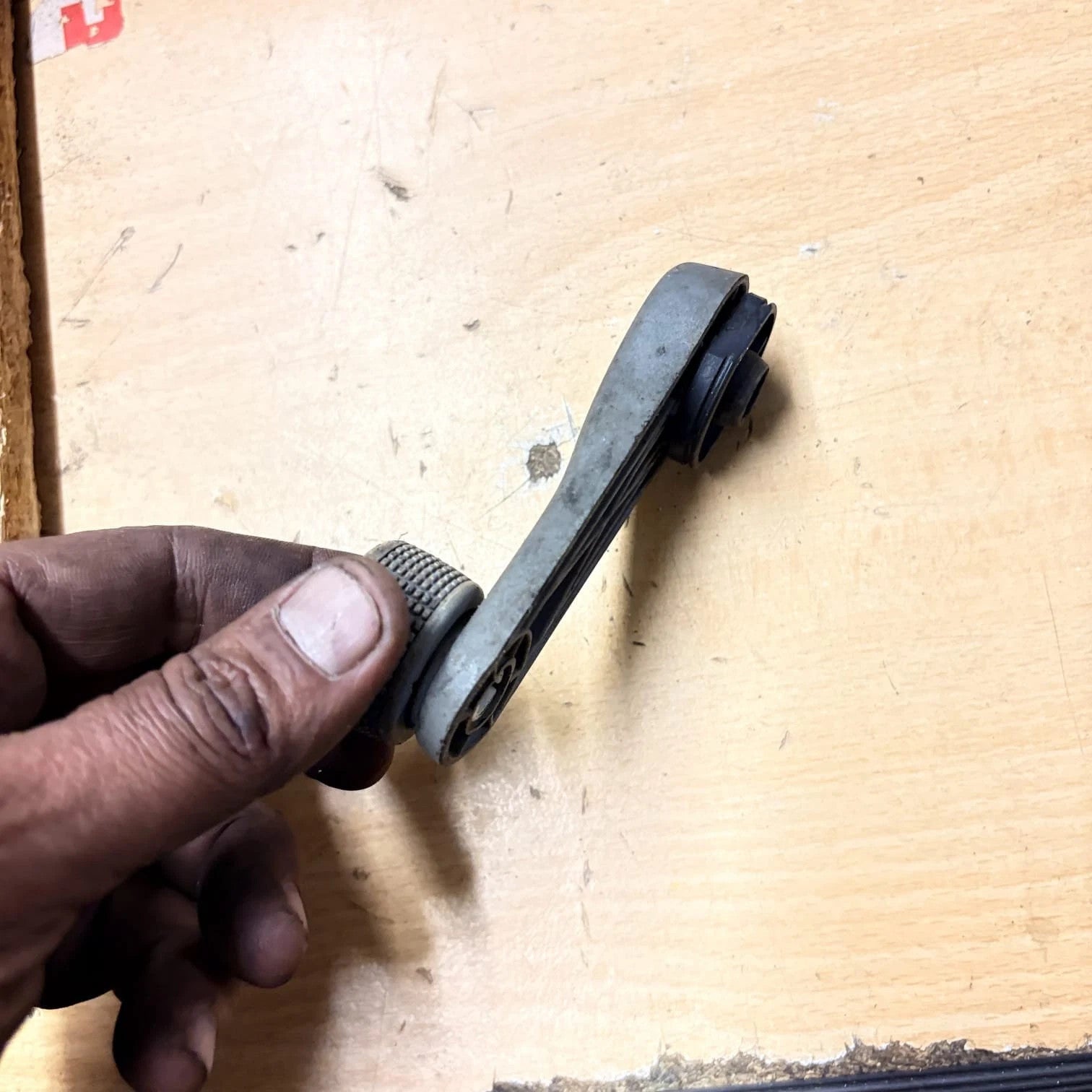 VW AUDI SEAT SKODA WINDOW HANDLE 6K0837581A 1H0837581 1M0837581A
