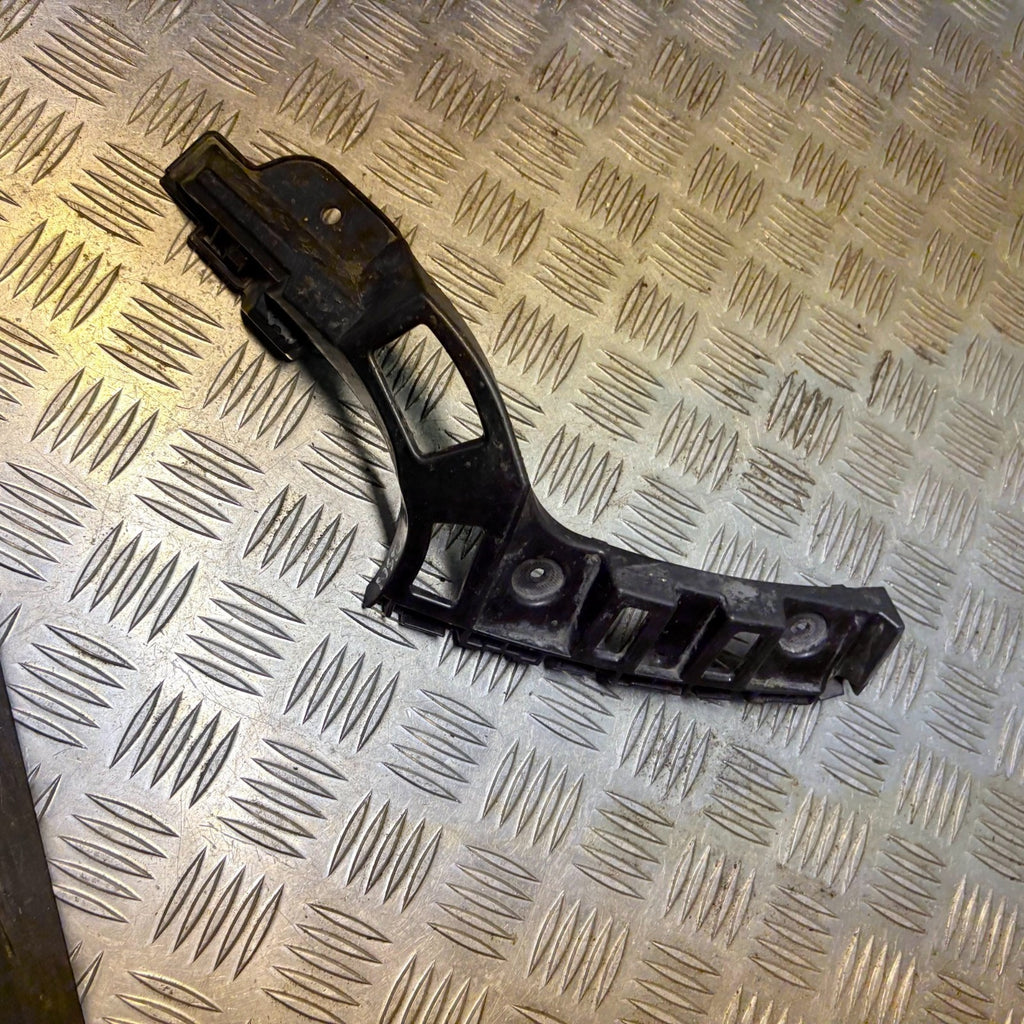 Skoda Citigo 2011-2019 Rear Left Bumper Bracket Guide 1S6807393D VW Up Seat Mii