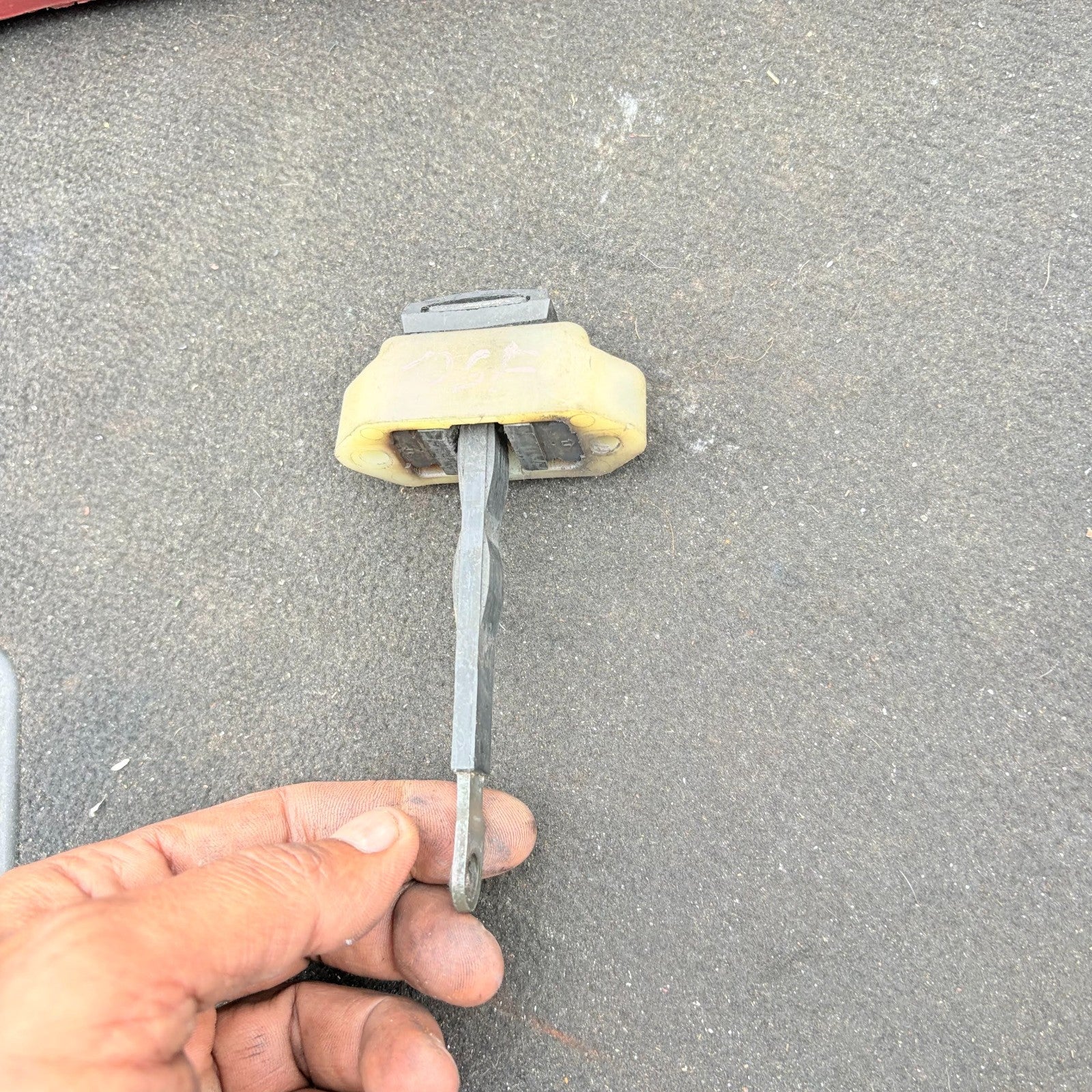 Suzuki Ignis Front Driver Right Offside Door Check Strap (2000-2004)