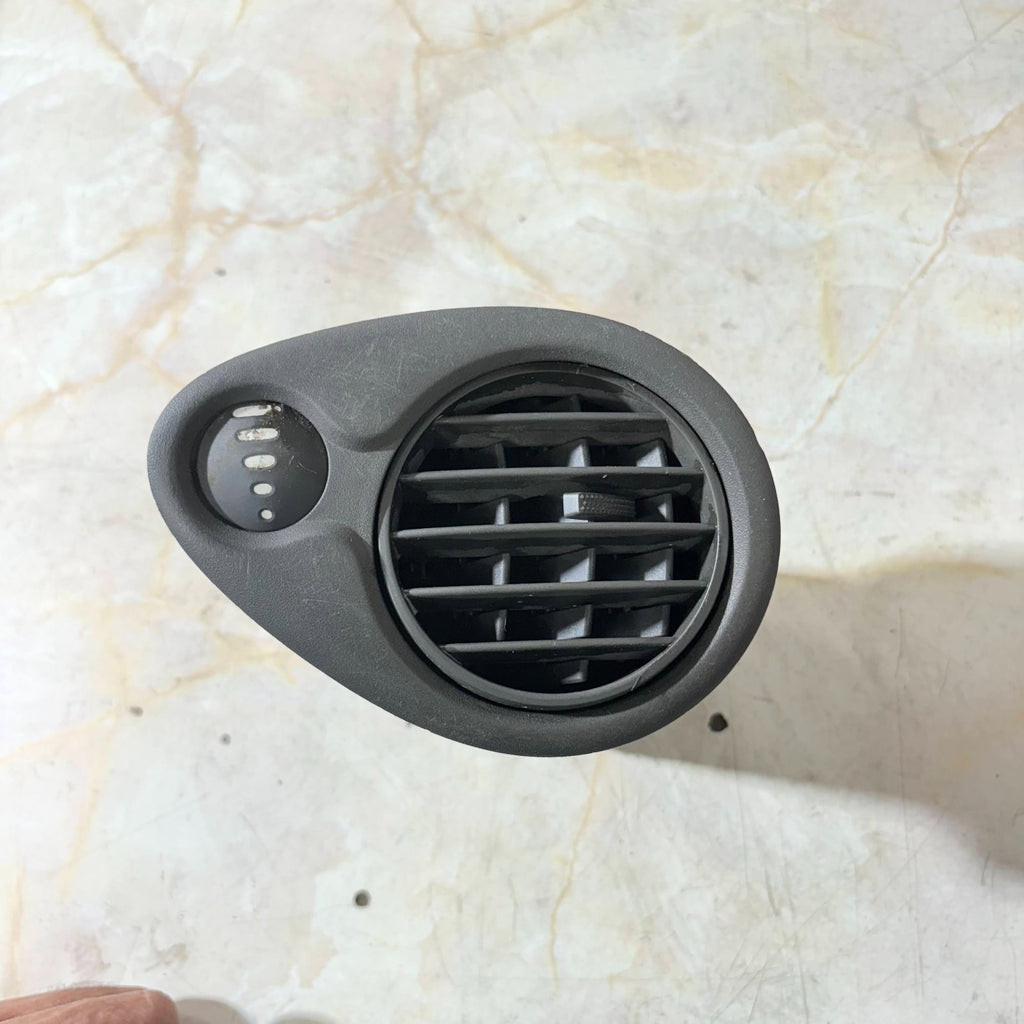 RENAULT CLIO 2007 NSF PASSENGER FRONT AIR VENT 220407