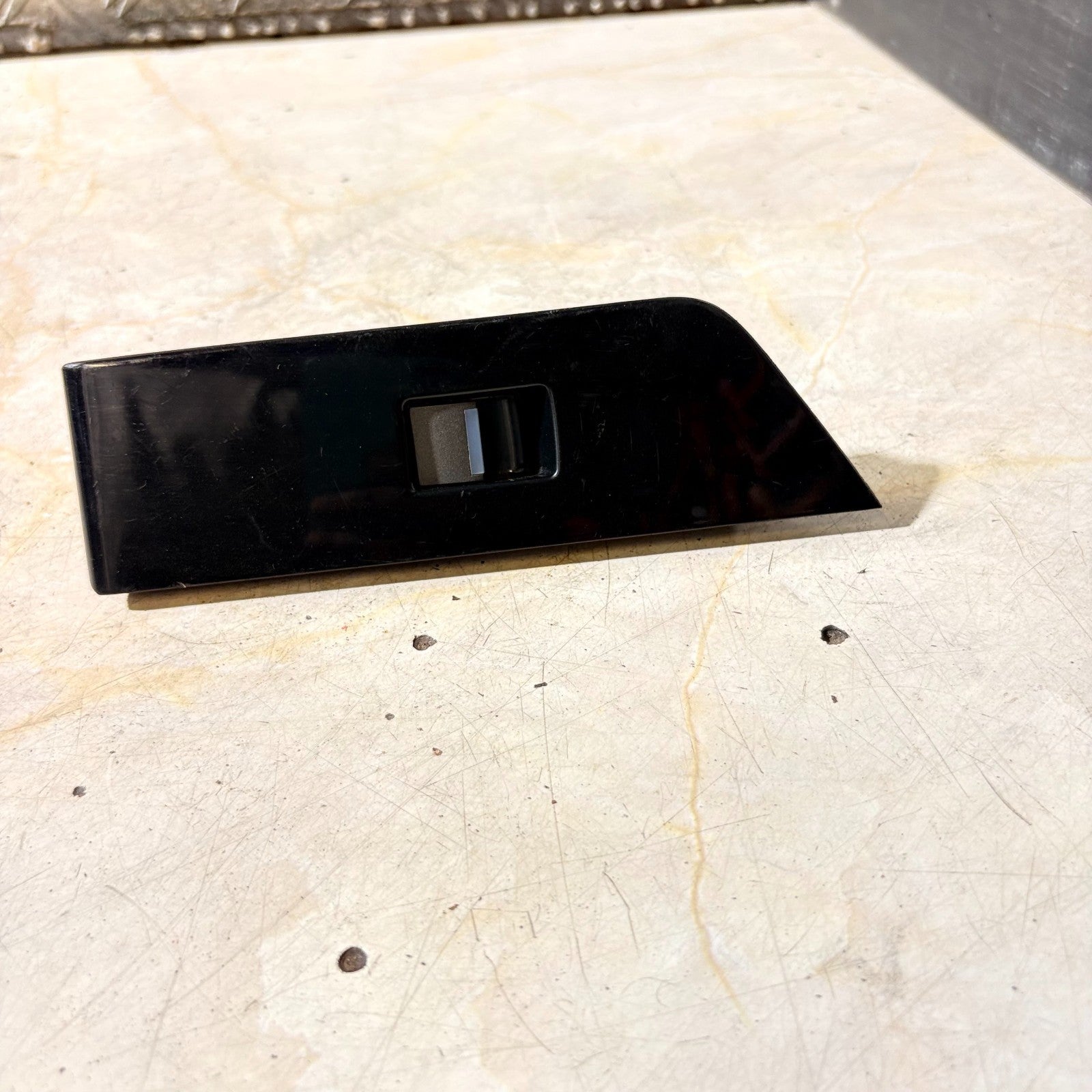 RANGE ROVER EVOQUE L538 2011-2018 WINDOW SWITCH FRONT PASSENGER SIDE BJ3223878E