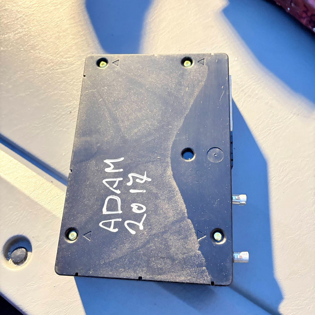 Vauxhall Opel Adam 2012-2019 Wifi Module Unit ECU 84186829