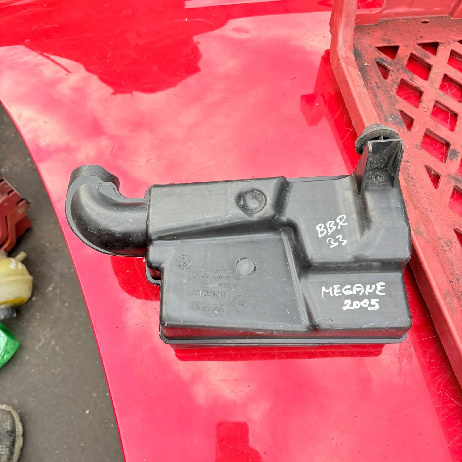 Renault Megane MK2 2002-2009 Air Intake Resonator Box Chamber 8200231858B