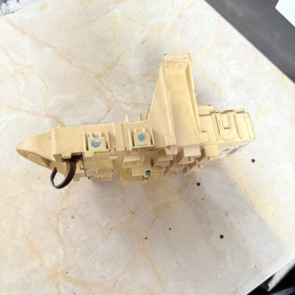 TOYOTA YARIS (SCP1, NLP1, NCP1) 1.0 Fuse Box SAM Module B2730-0D020-A