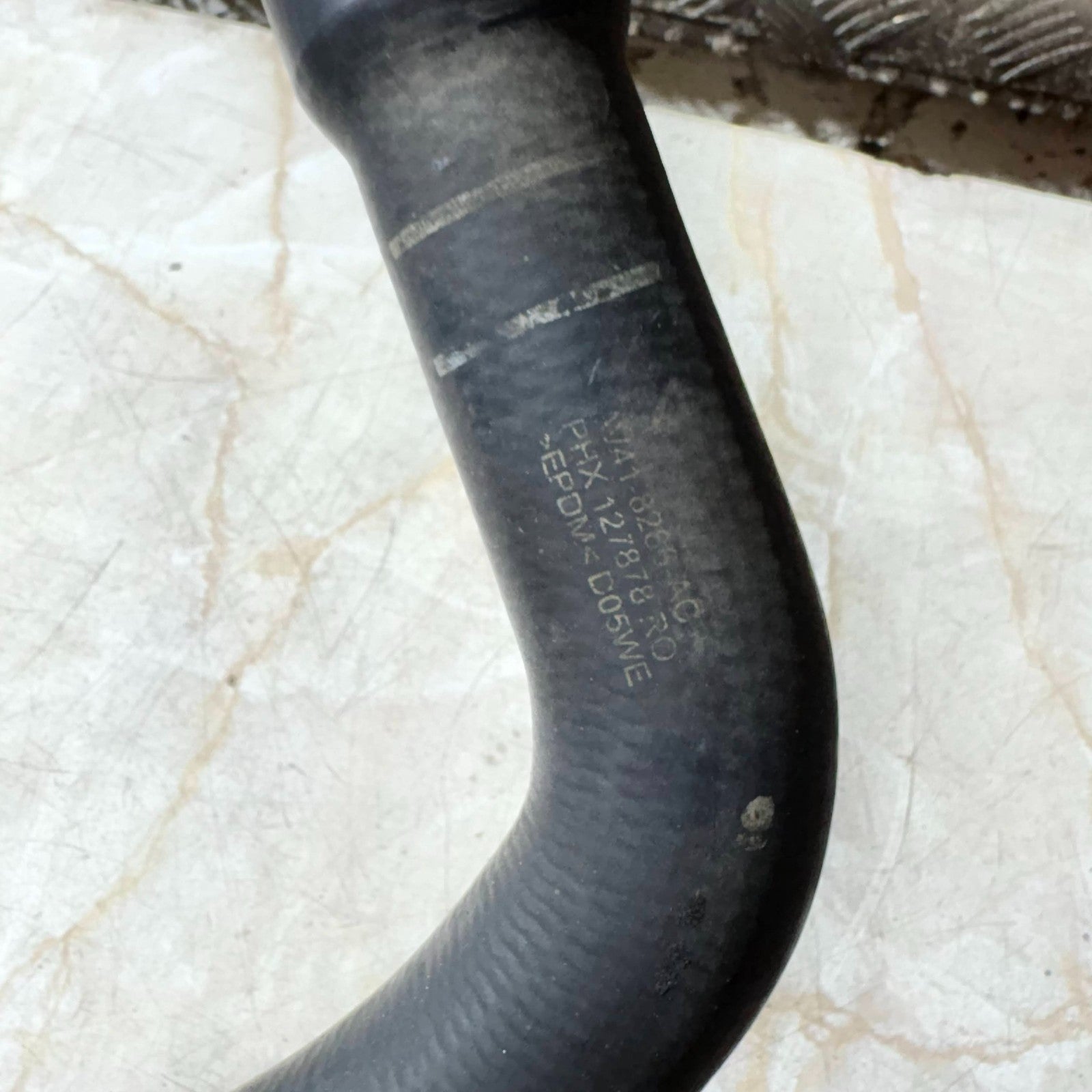 FORD KUGA WATER COOLANT PIPE HOSE FV41-8286-AC MK1 2012-2018