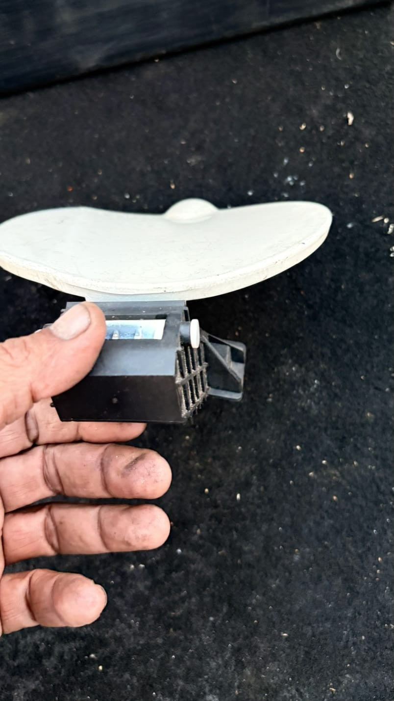 PEUGEOT 108 (C1, Aygo 2010) White Fuel Filler Flap (NO Cap) 175622254428