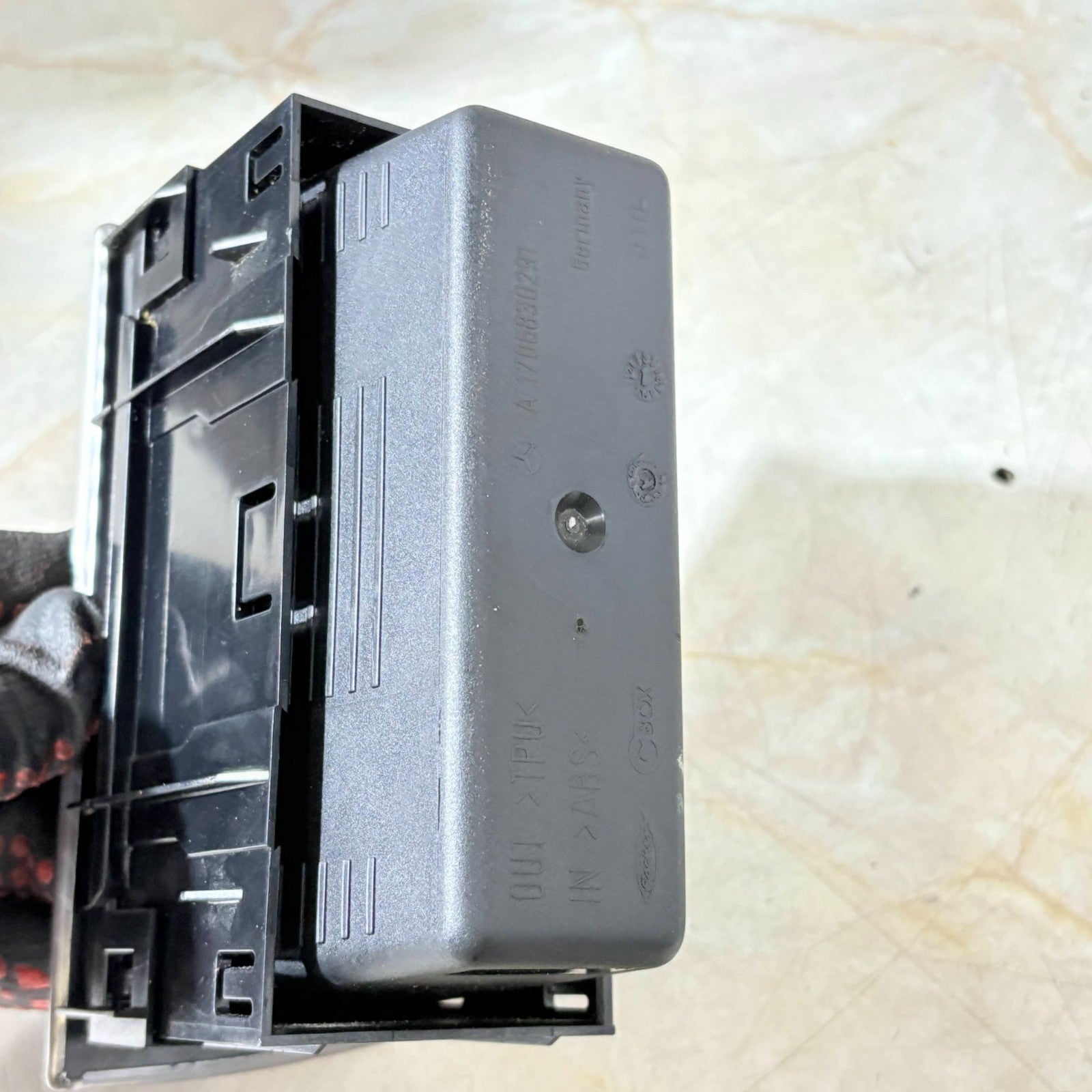 MERCEDES BENZ W170 SLK STORAGE COMPARTMENT TRAY CENTRE CONSOLE A1706830291