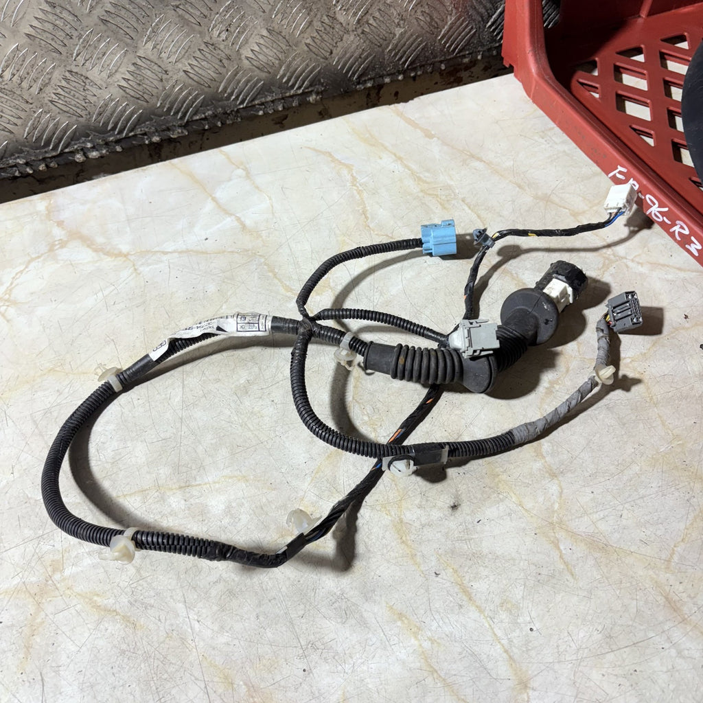 Honda Civic MK8 05-11 N/S/R Passenger Side Rear Door Wiring Loom Harness