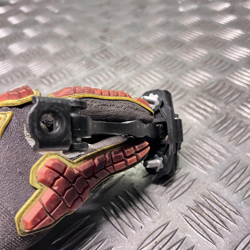 Volvo V40/V40 Cross Country 2013-2019 Front Right Door Check Strap Stop 31299810