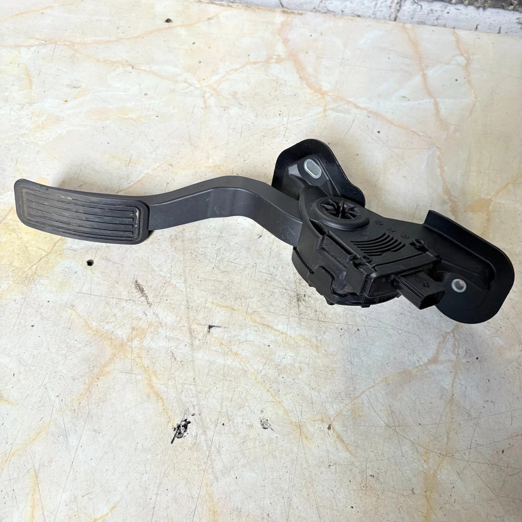 MAZDA 6 MK2 GH 2008 -2013 THROTTLE PEDAL GS8S-41600