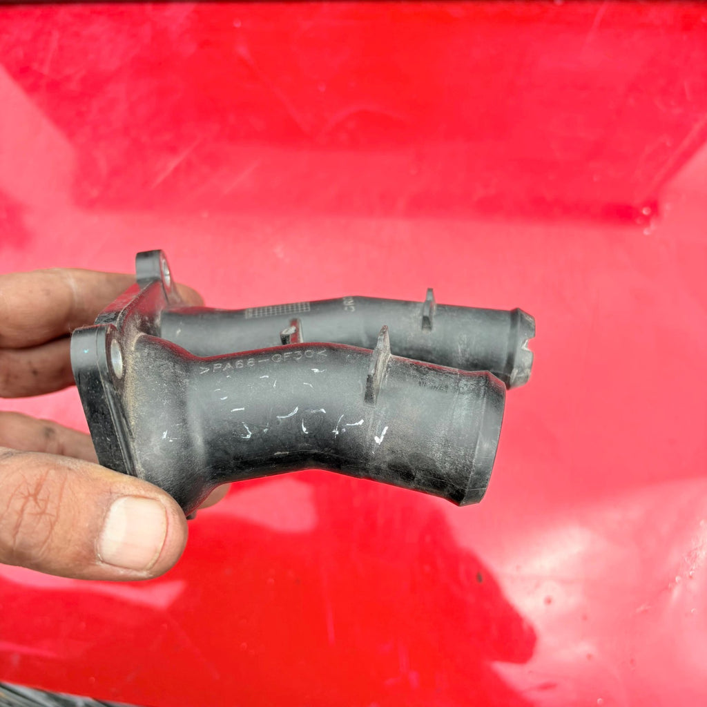 Thermostat Housing 2S6G9K478BD For Ford Focus Fiesta