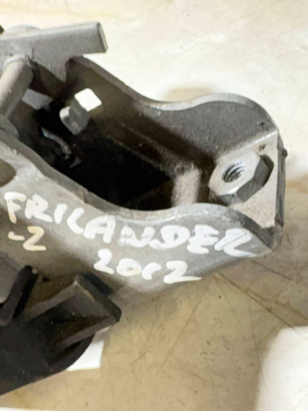 Hyundai I40 Gearbox Mount 6H52-44249AC Mk1 1.7 Diesel 2012