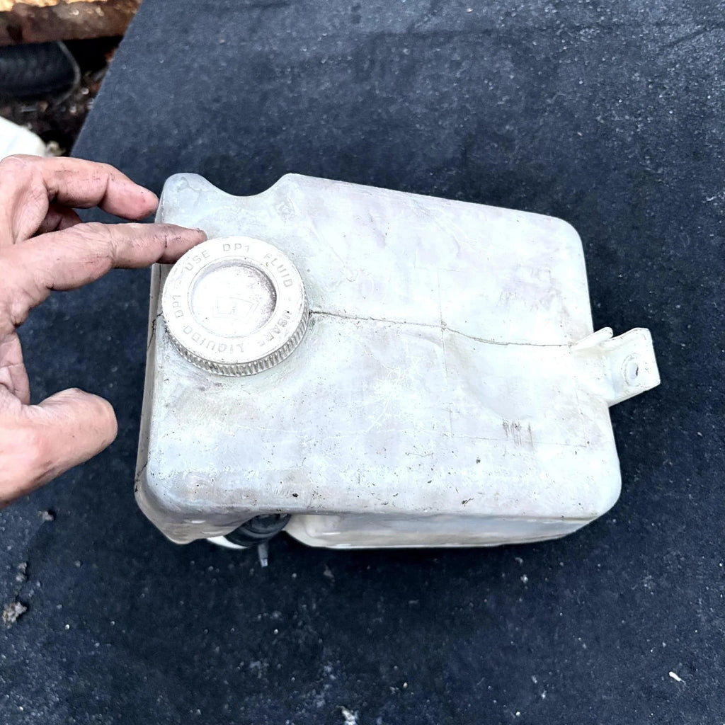 IVECO DAILY II FROM 89 GLASS WASHER TANK TANK TANK WITH PUMP COD:93928338