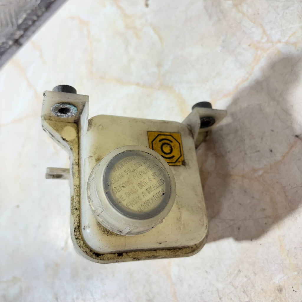 ALFA ROMEO BRAKE FLUID TANK RESERVOIR BOTTLE 2003-2010