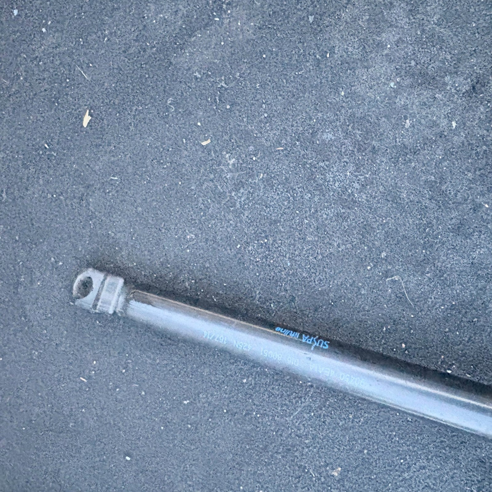 Nissan Qashqai J11 2014-2015 RH Tailgate Boot Gas Strut Lift Support 90450-4EA1A