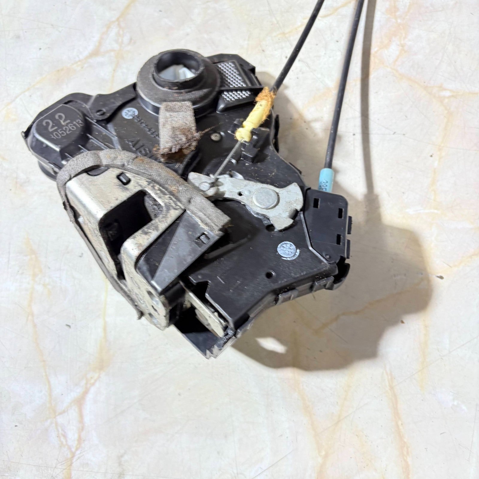 Daihatsu Sirion 2007-2015 Front Passenger Left Door Lock Catch Mechanism A046693