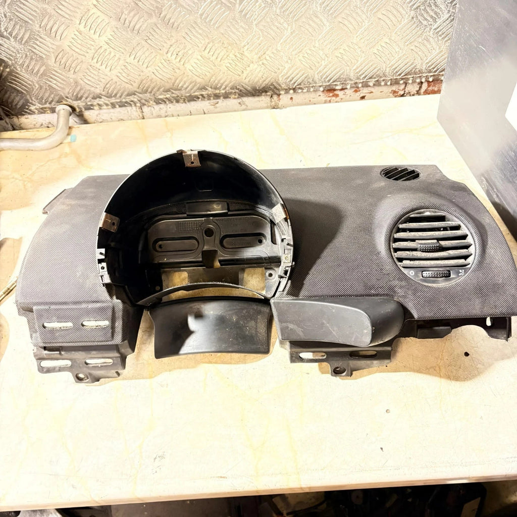 VW2000BEETLE CABRIOLET 1Y CONVERTIBLE LUNAUPPERDASH SPEEDOSURROUND 1C2858454 OSF