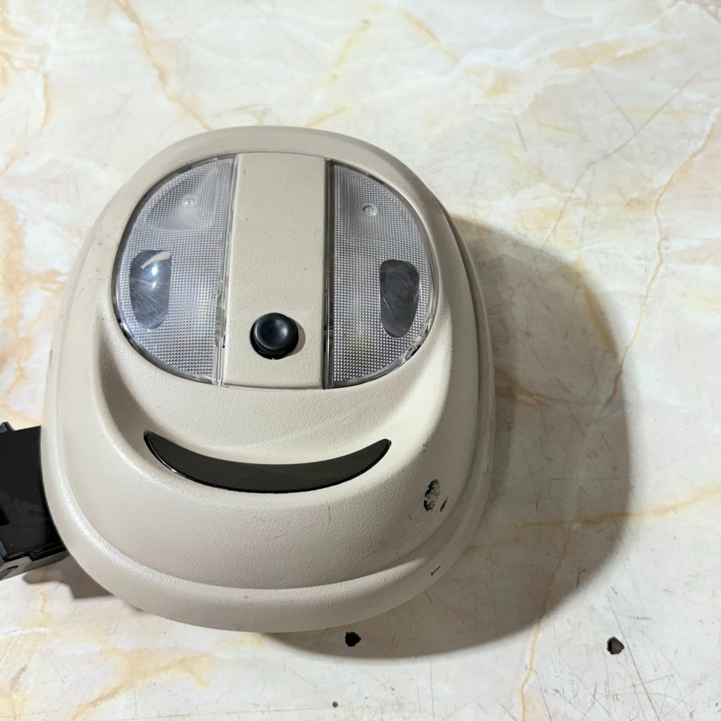 Chrysler PT Cruiser 2003 Hatch Interior Roof Light Dome Lamp 841553AF 021190210