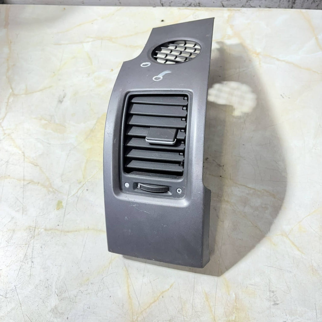 HONDA CR-V MK3 Air Vent Passenger Front 77620-SWA-2004-(NSF)