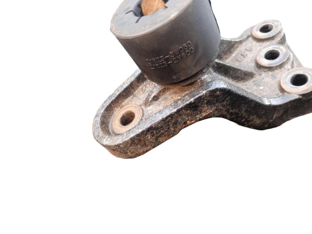 KIA SPORTAGE SL ENGINE MOUNTING BRACKET 2010 TO 2015 21823-3W050