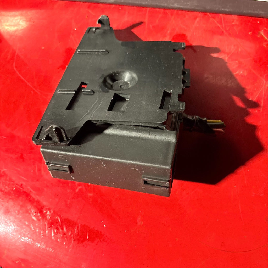 13359061 Fuse box for Opel Corsa 2015