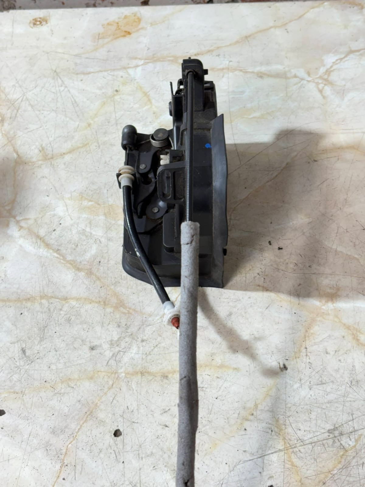 BMW X5 E53 2000-2006 Rear Left N/S Door Lock Latch Actuator 51228402601 8402601