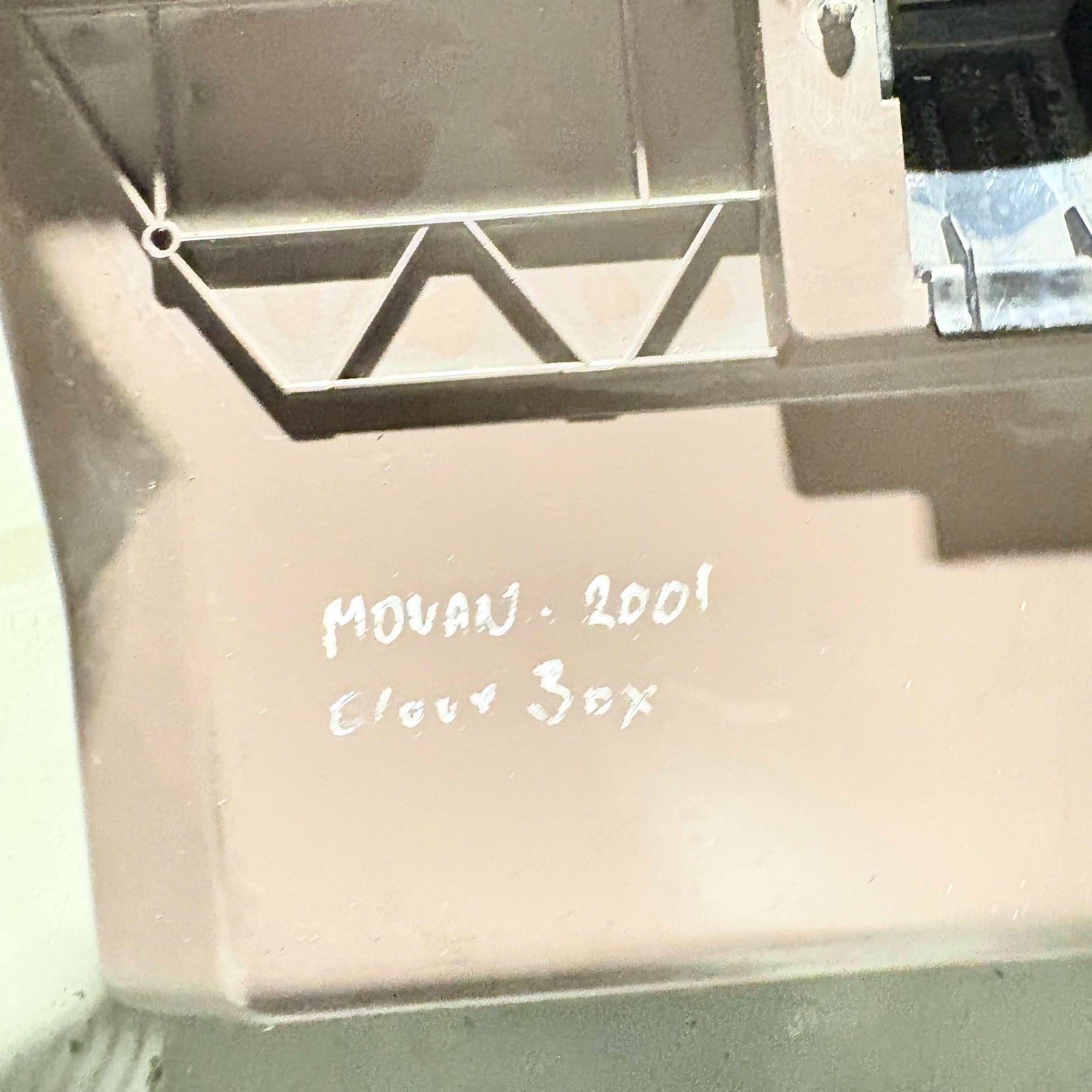 Renault Master II Movano Interstar 1997-2004 Glove Box Storage Compartment