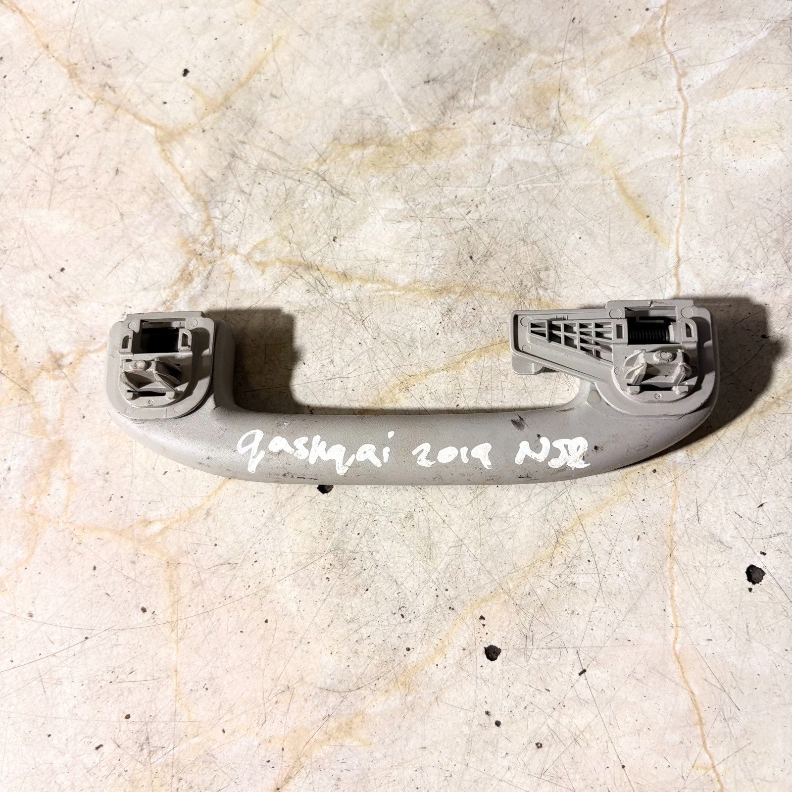 NISSAN QASHQAI J11 INTERIOR ROOF GRAB HANDLE REAR LEFT PASSENGER SIDE 2014-2021