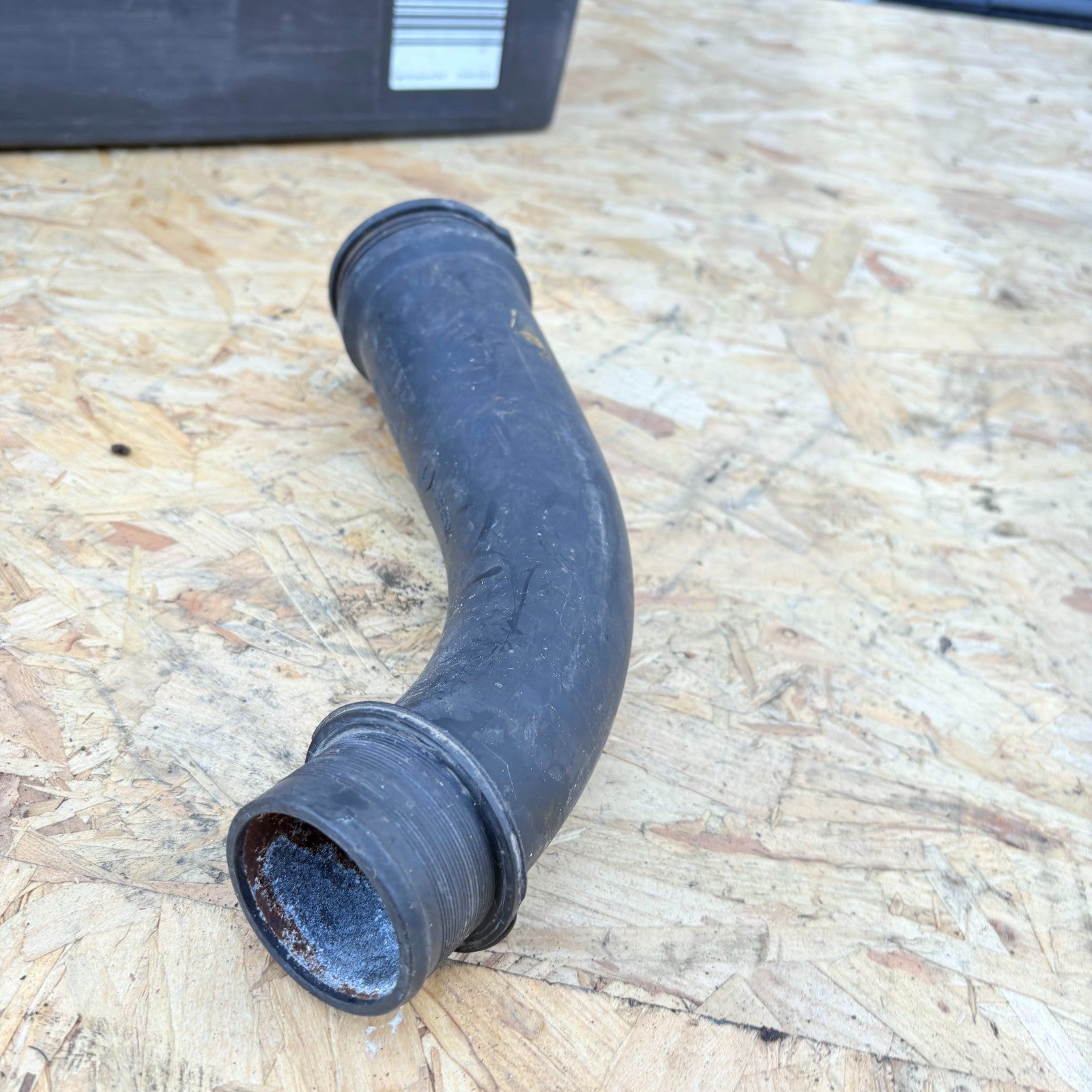 8200218987 Air Intake Intake Hose for Renault Megane