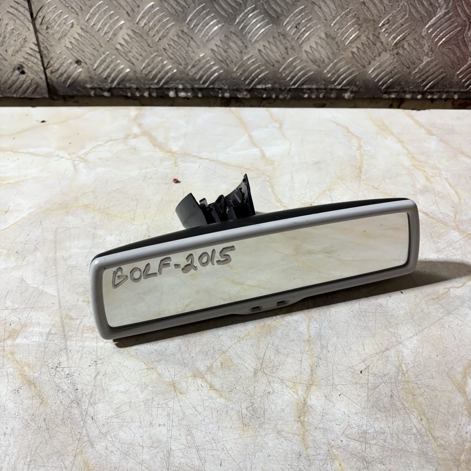 VW GOLF MK7 INTERIOR REAR VIEW MIRROR AUTO DIMMING GREY 7N0857511L 2013-2020