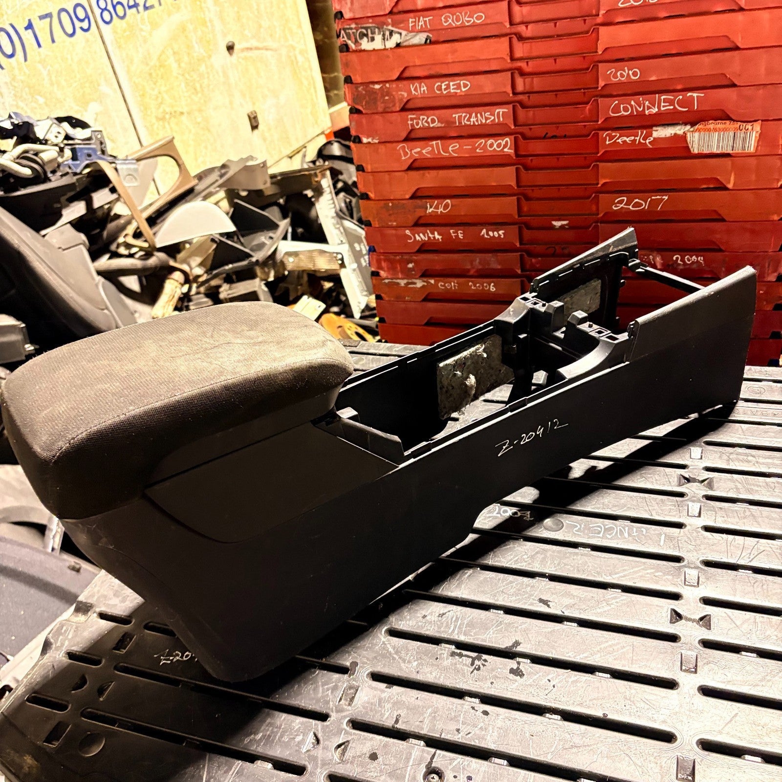 Mitsubishi Lancer Sportback CX Centre Console Armrest Black 8011A219ZZ 07-15