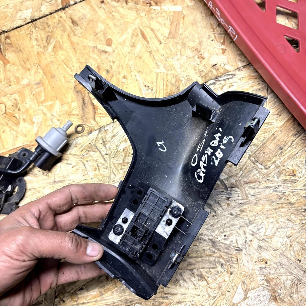 Nissan Qashqai J11 2014-2017 RHD Trip Reset Dimmer Switch Panel 68498-4EA0A
