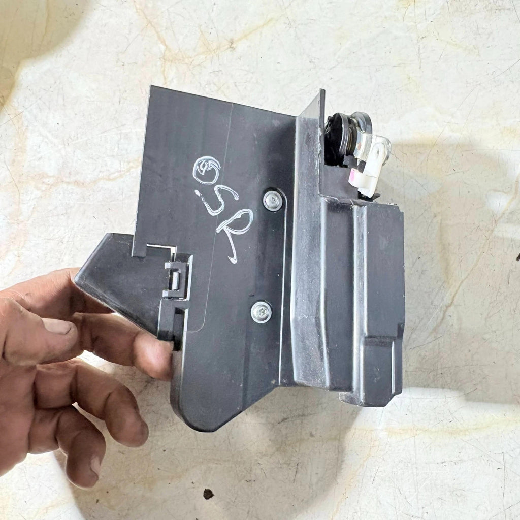 Dacia Logan Drivers Rear Side Door Lock 2004-2012