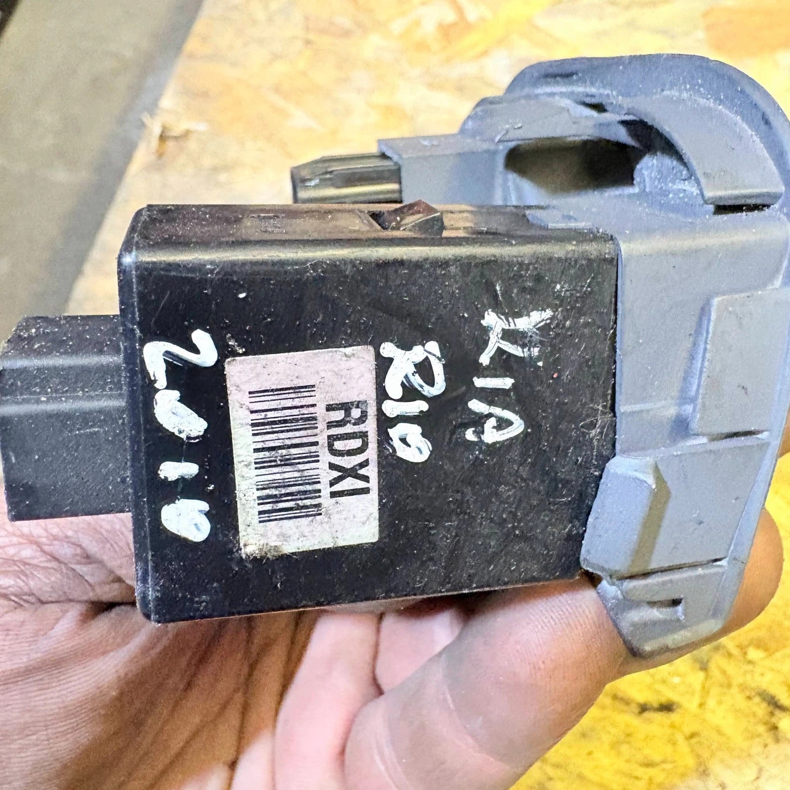 Kia Rio 2005-2011 Fog Light Switch 933101G900