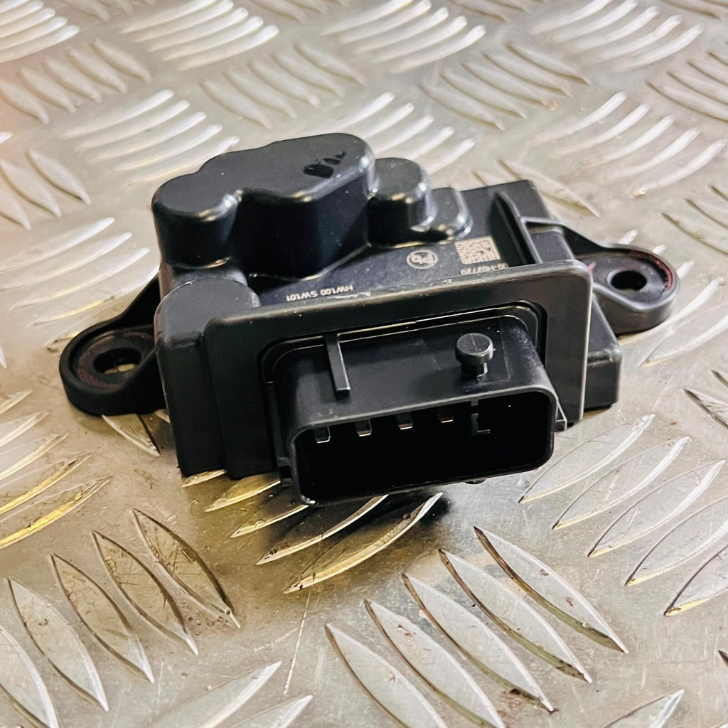 2019 KIA STINGER GT FUEL PUMP CONTROL MODULE ECU 33040-J5000