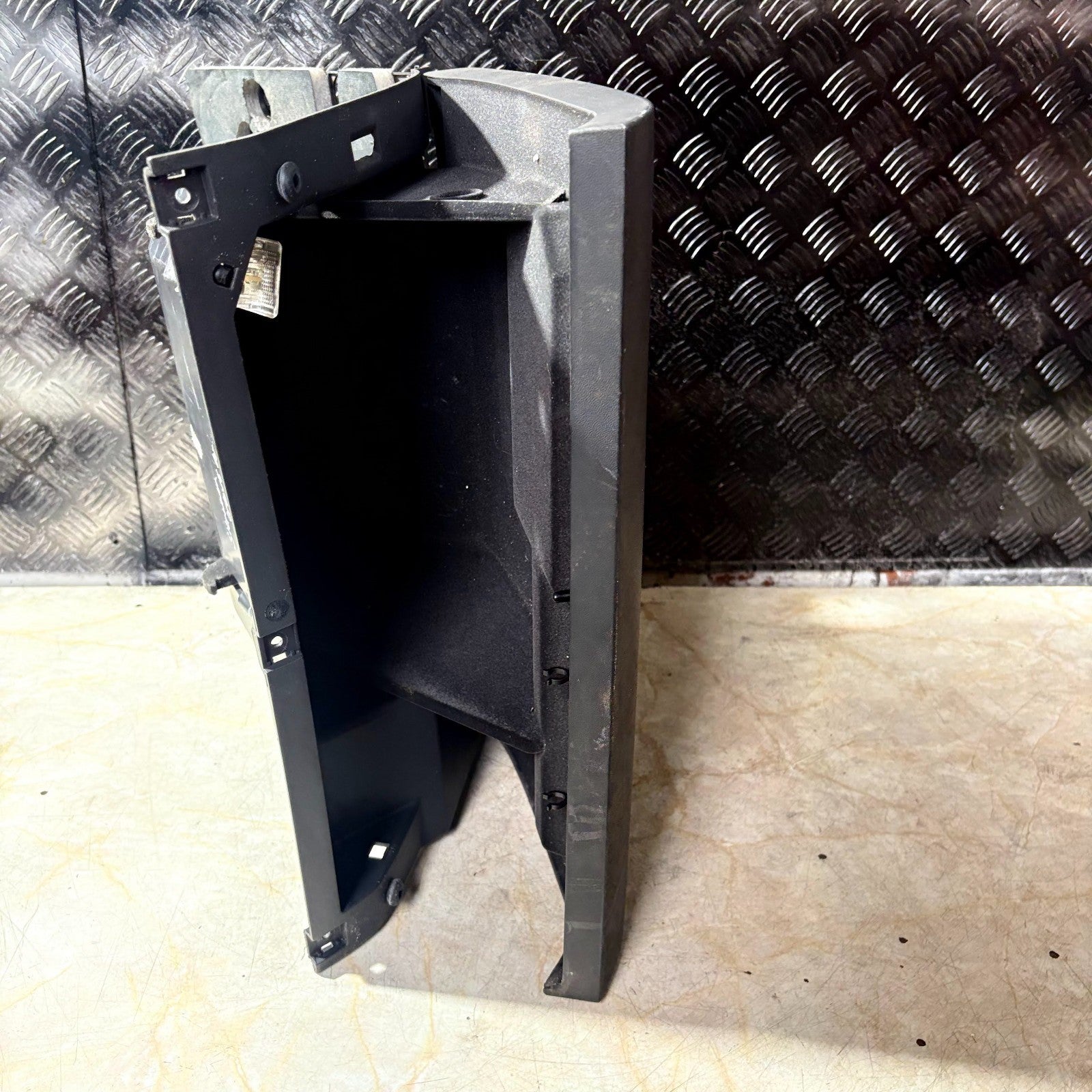 Vauxhall Signum 2003-2008 Dashboard Glove Box Storage Compartment 13151853