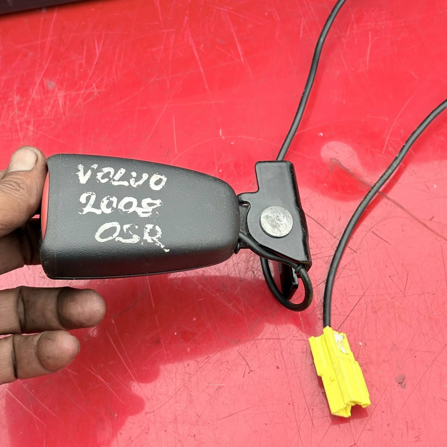 Volvo C30 2008 Rear Right Driver Side Seat Buckle Stalk 8686941 Free Delivery #1