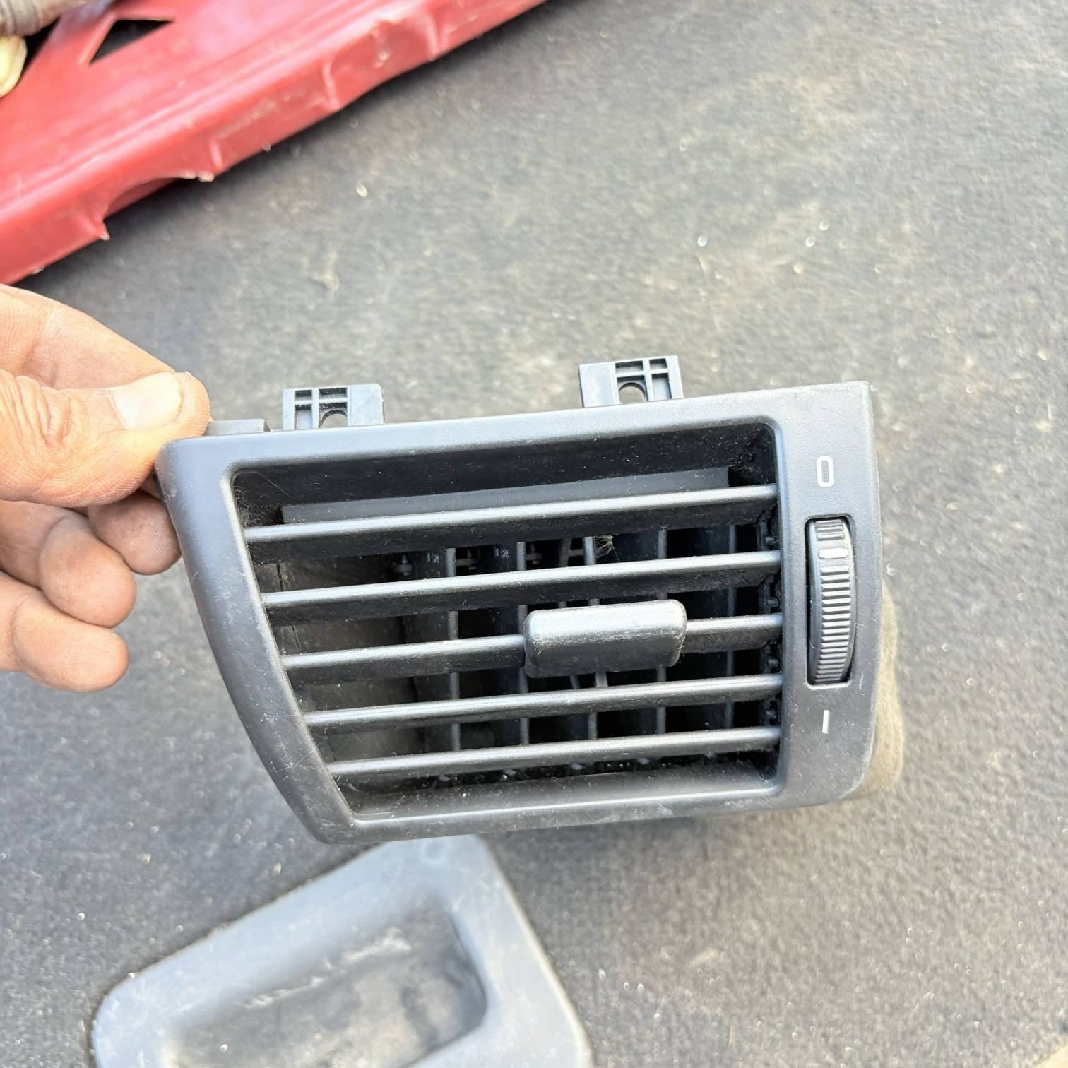 BMW 3 Series Petrol Air Vent Grille 64.22-8 361898 3698-01 Driver Front E910