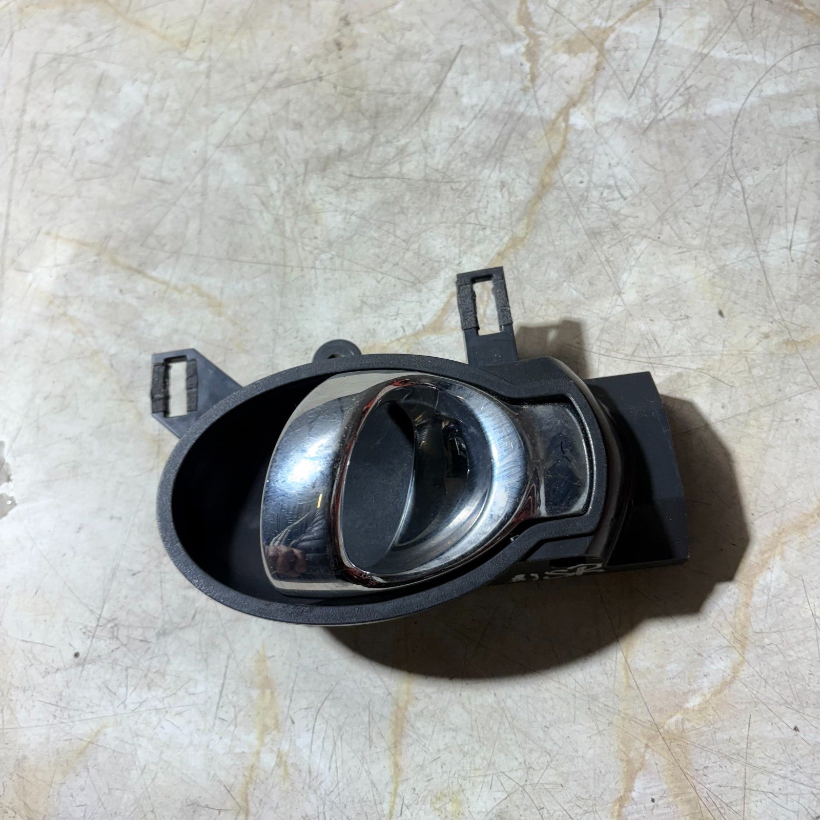 NISSAN JUKE 2011 INNER DOOR HANDLE PASSENGER REAR LEFT SIDE