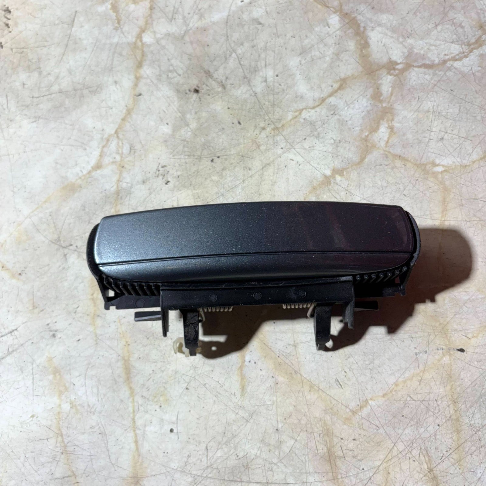 2012 SEAT EXEO FRONT PASSANGER LEFT SIDE DOOR HANDLE