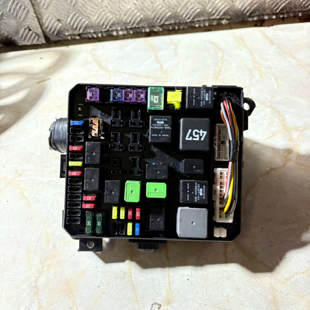 Mitsubishi ASX Engine Bay Fuse & Relay Box PR061-02000/8565A012 (2010-2011)