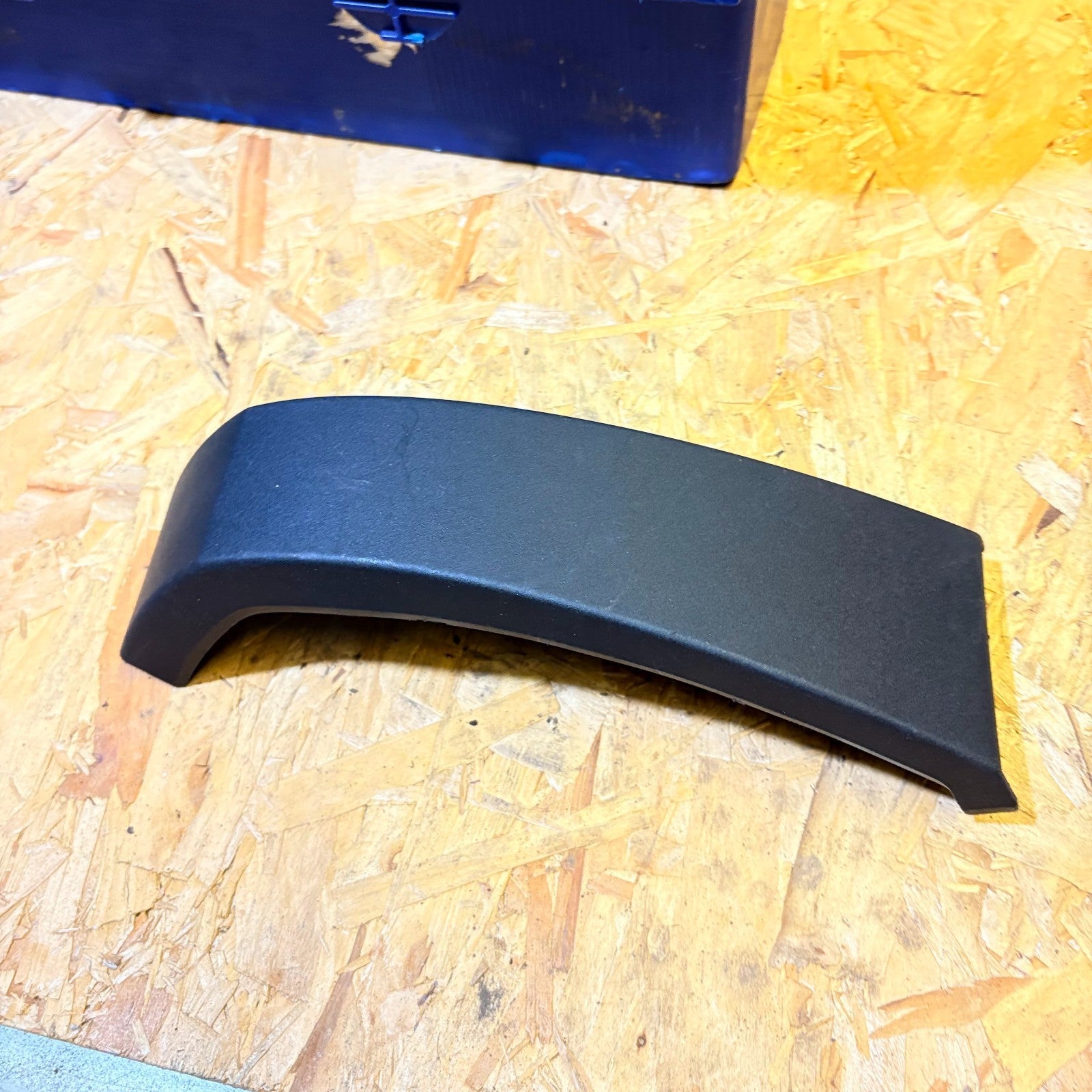 Trim Cover Console Left Front Mitsubishi Lancer 2010