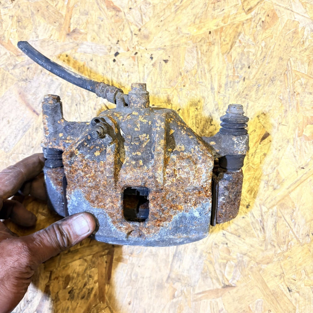 HONDA ACCORD VII Front Right Brake Caliper 12022597