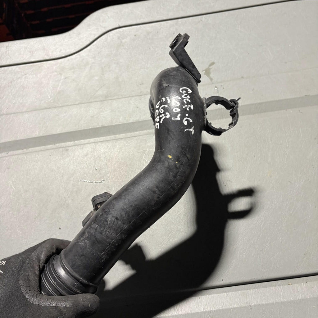 VW Passat B6 05-10 2.0 TDI Turbo Intercooler Pipe Hose 1K0145770D