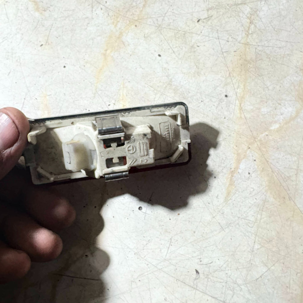 Peugeot 407 2004–2011 Front Right Interior Door Light Lamp