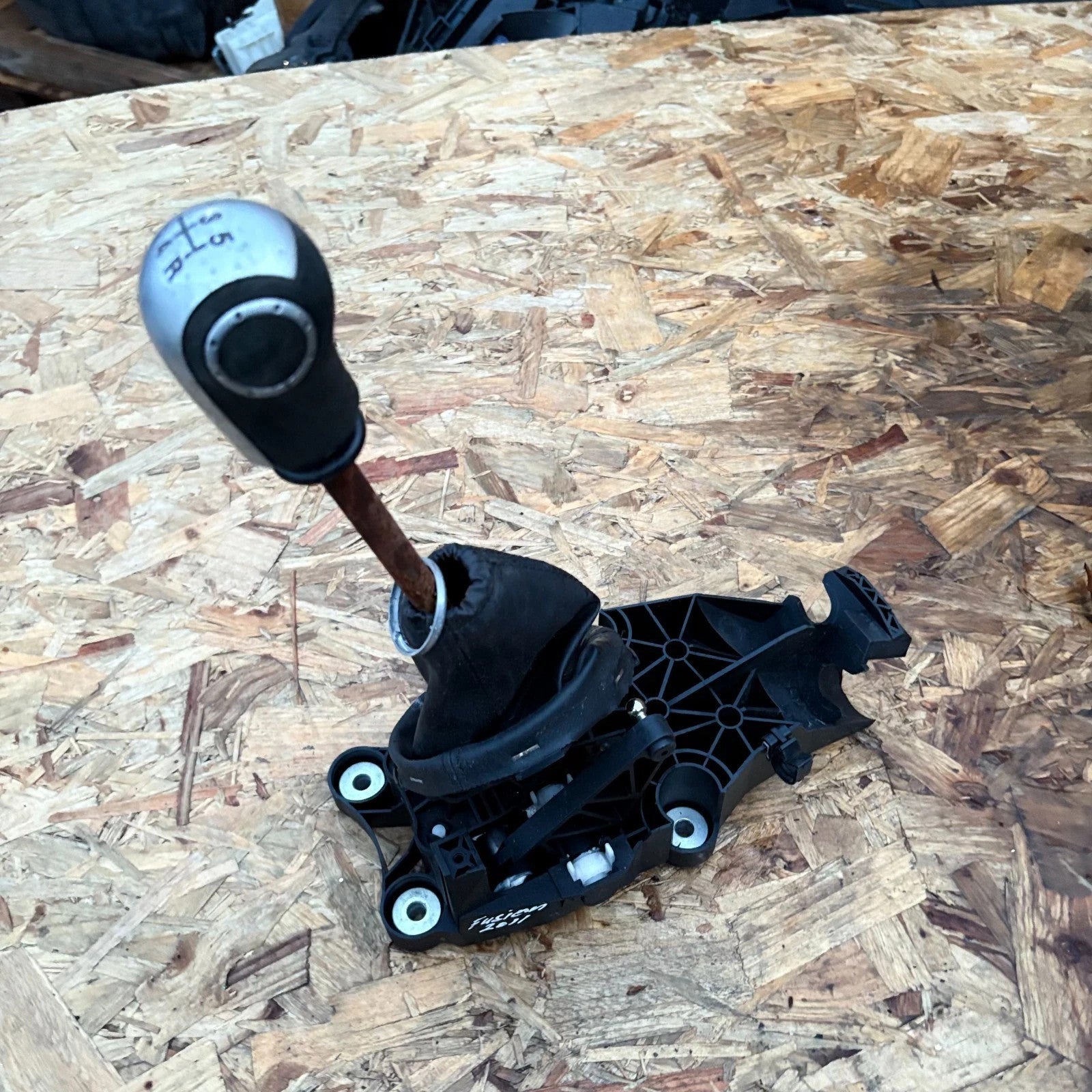 FORD FUSION GEAR SELECTOR LEVER 5 SPEED MANUAL AS6R7C453AA