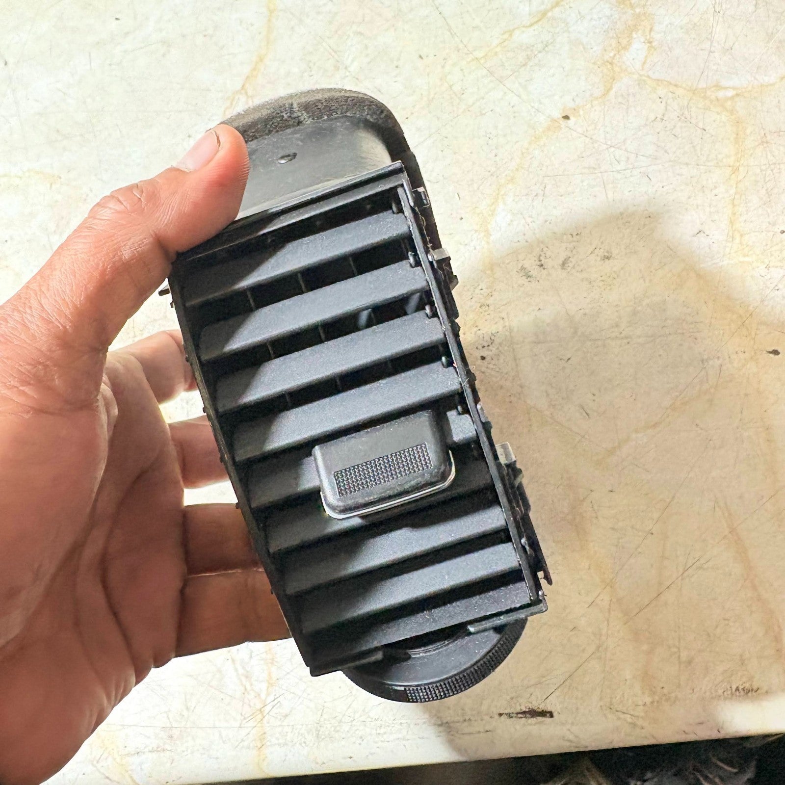 Toyota Prius 1997-2003 Dashboard Air Vent Passenger Front Left Side 455641-7010