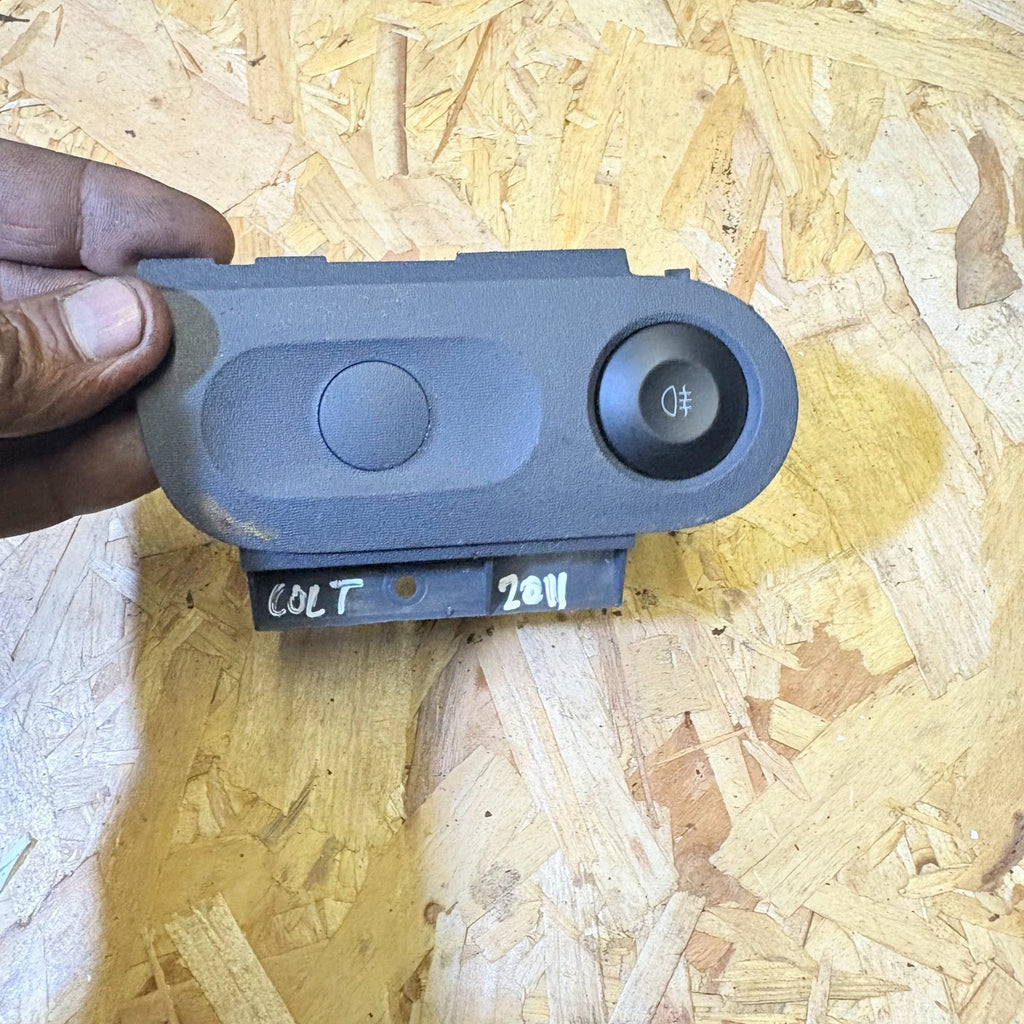 Mitsubishi Colt Mk6 2004-2012 Front Fog Light Switch