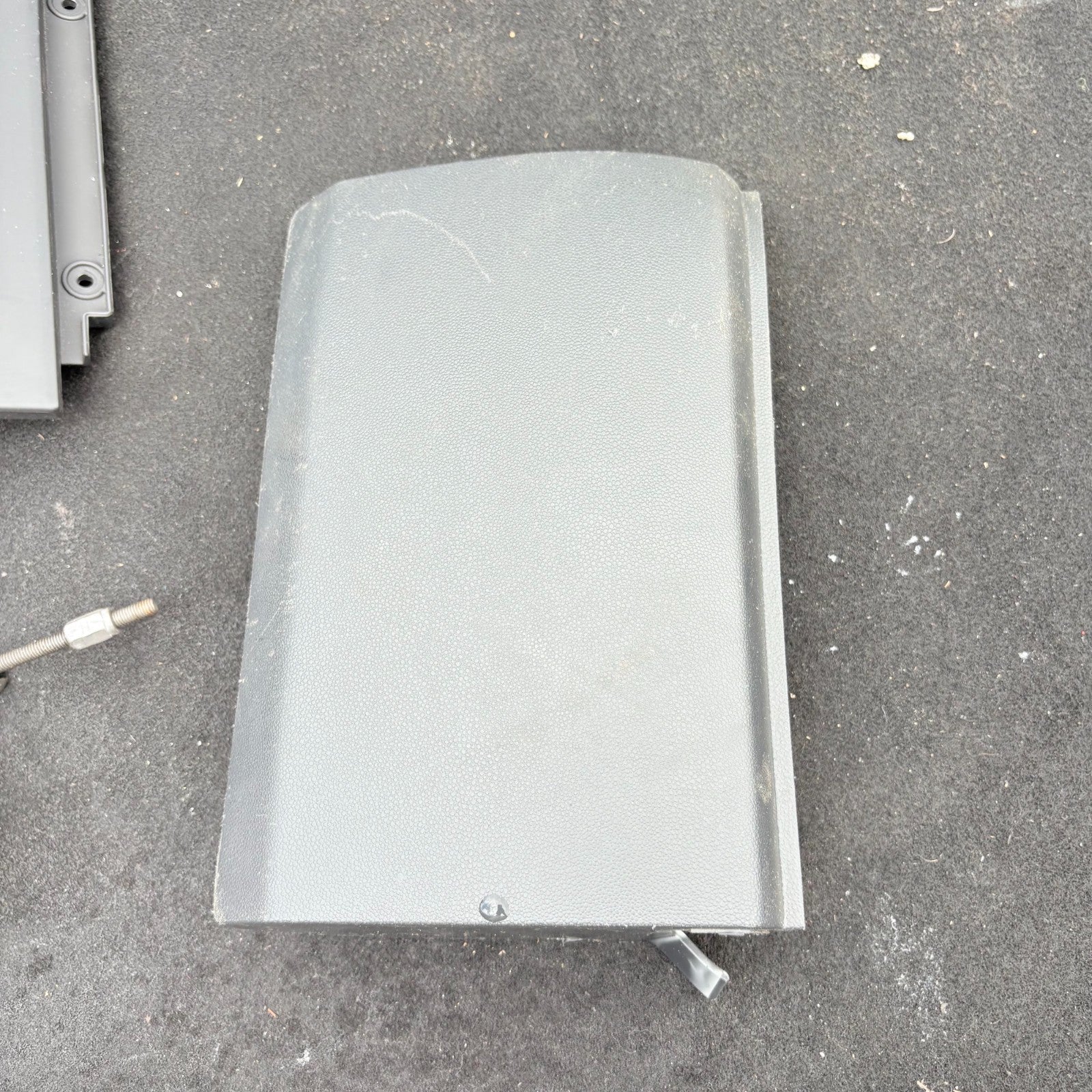 SKODA FABIA 6Y 5J 2000-2015 FRONT RIGHT UNDER SEAT STORAGE COVER GREY 6Y0881098