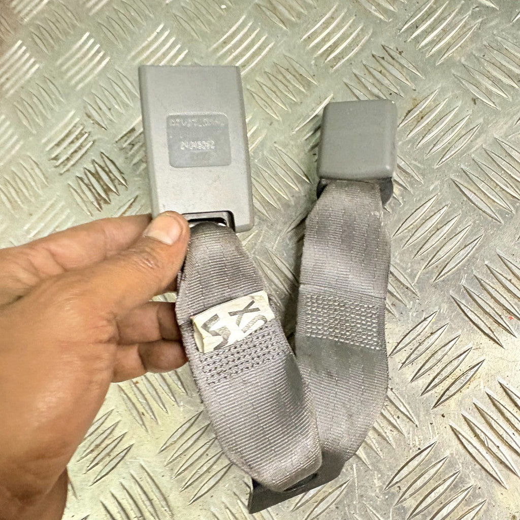 Dodge Caliber Right Offside Rear Seat Belt Stalk Buckle Mk1 2005-2012